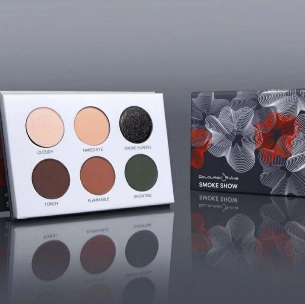 Coloured Raine Smoke Eyeshadow Palette